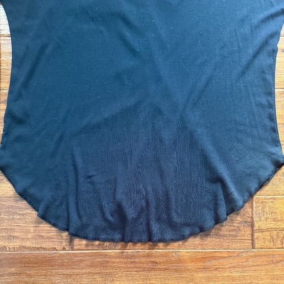 Able Clothing FashionABLE Julia Anywhere Button Up Top, Small - Picture 7 of 13